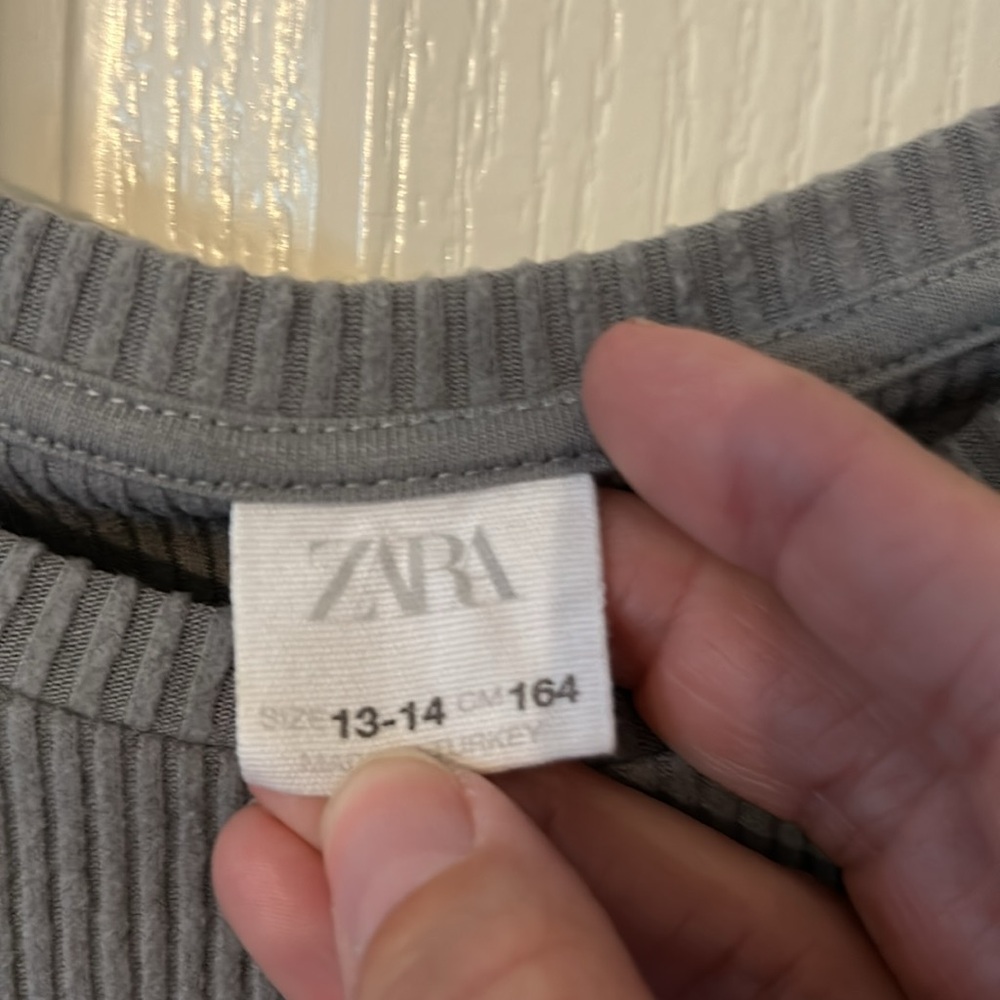 NWOT Zara sweater and wide leg pants - Picture 2 of 5